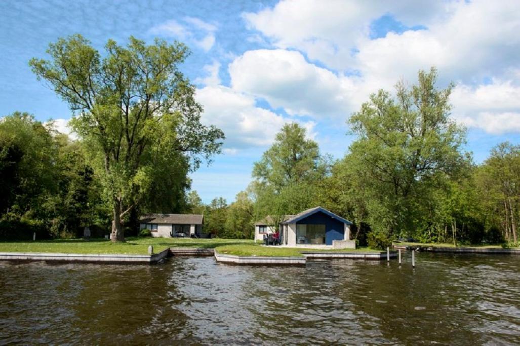 Bungalow Op Eiland Loosdrecht Exterior foto
